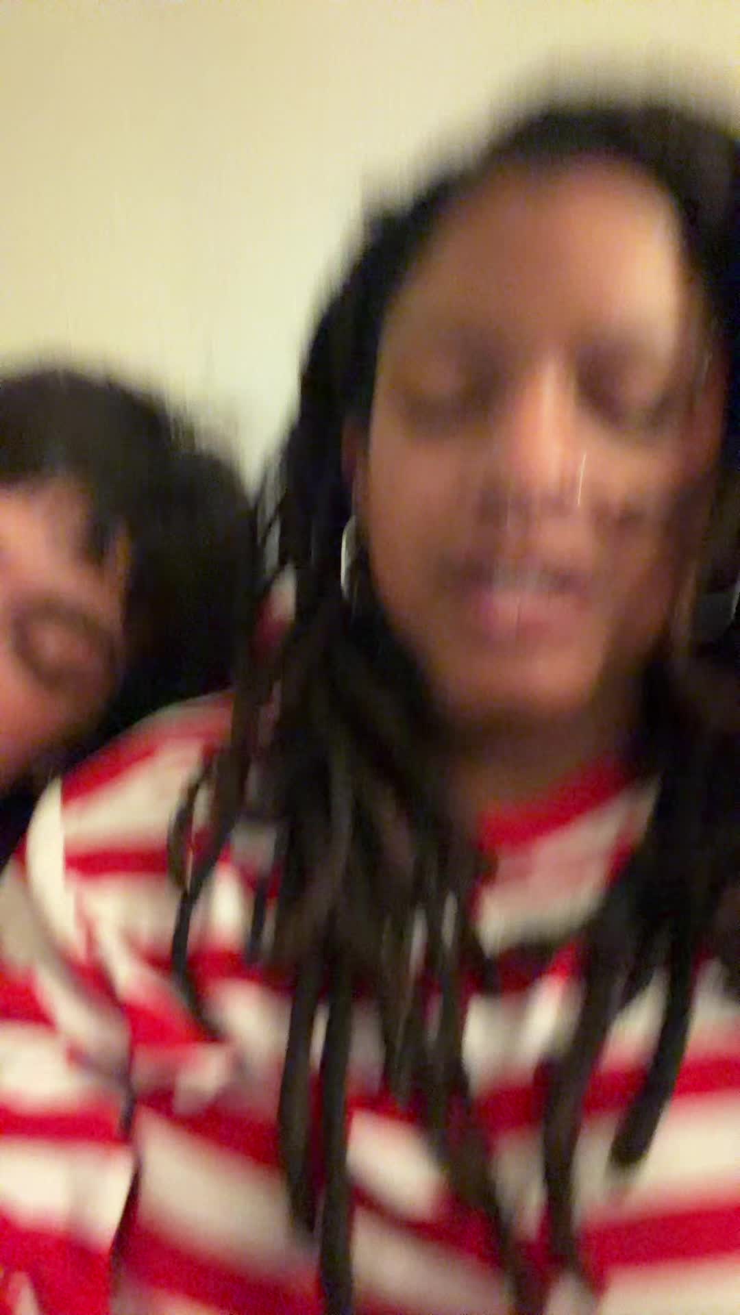 @ithrowupwhenimnervous