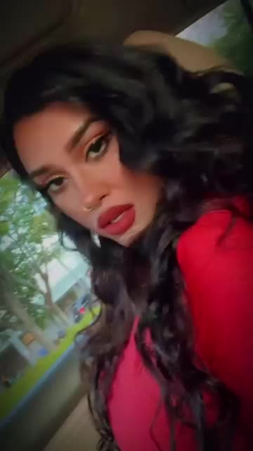 @Leonora Alfaro