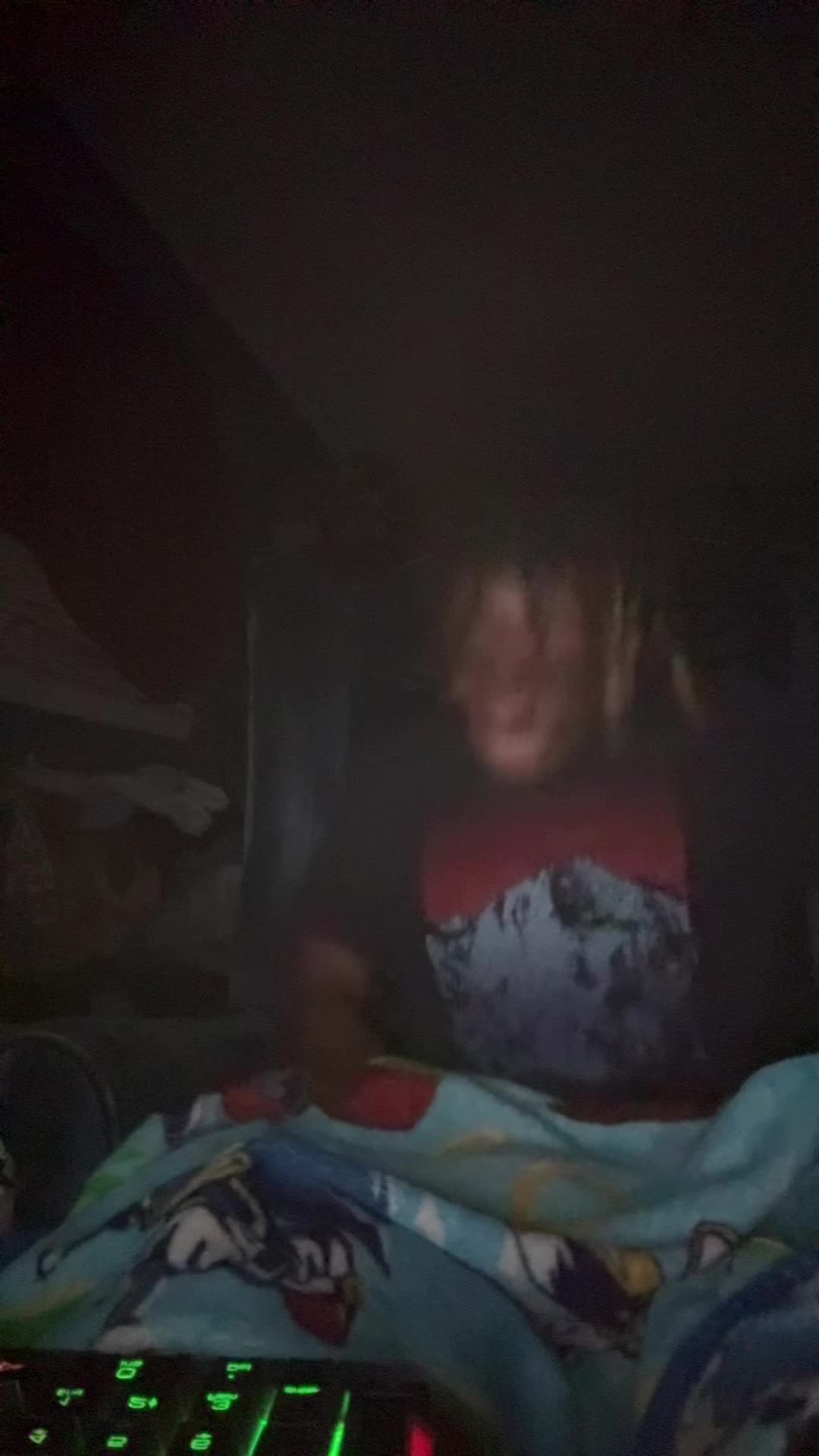 @komoneon