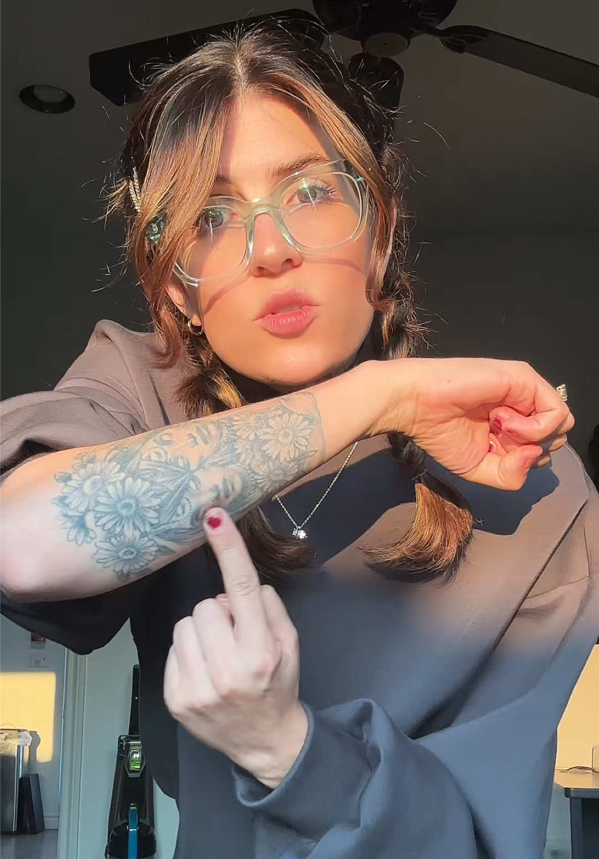 @LACEY | MOM | FUNNY-ISH