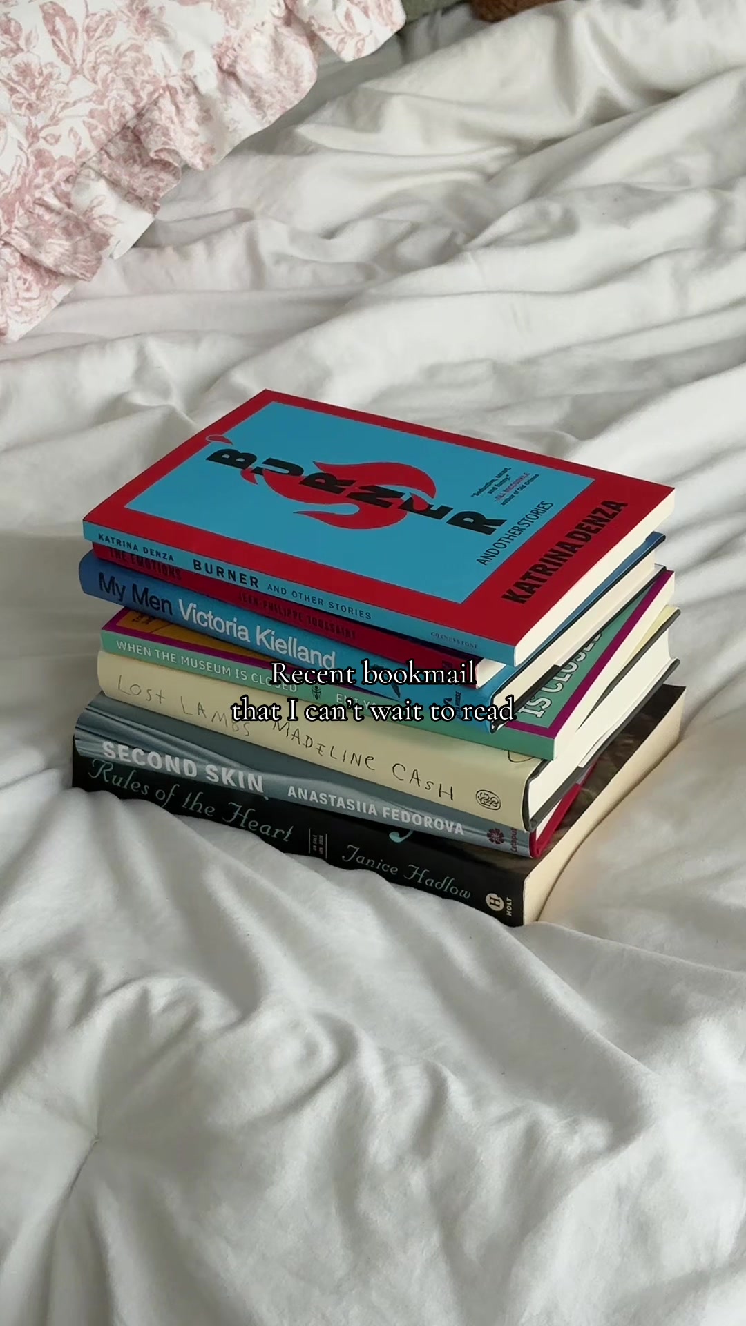 @Liv • BookTok