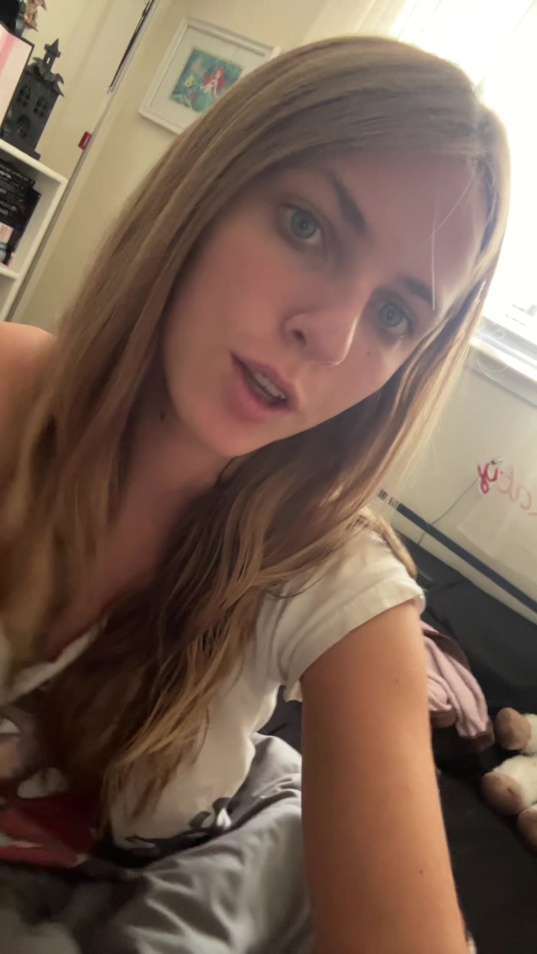 @LivingD&pound;@dGirl