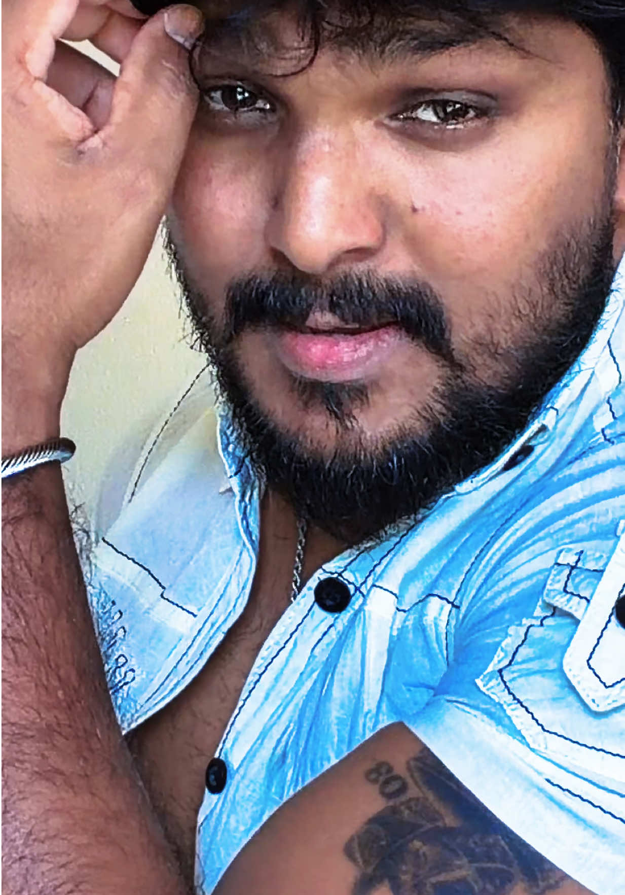 @அர்𝔍𝓤𝓝…