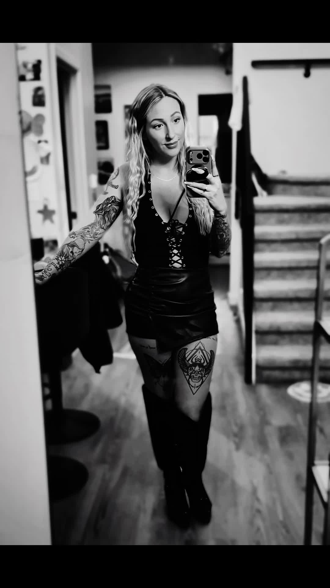 @Jaymii  🖤