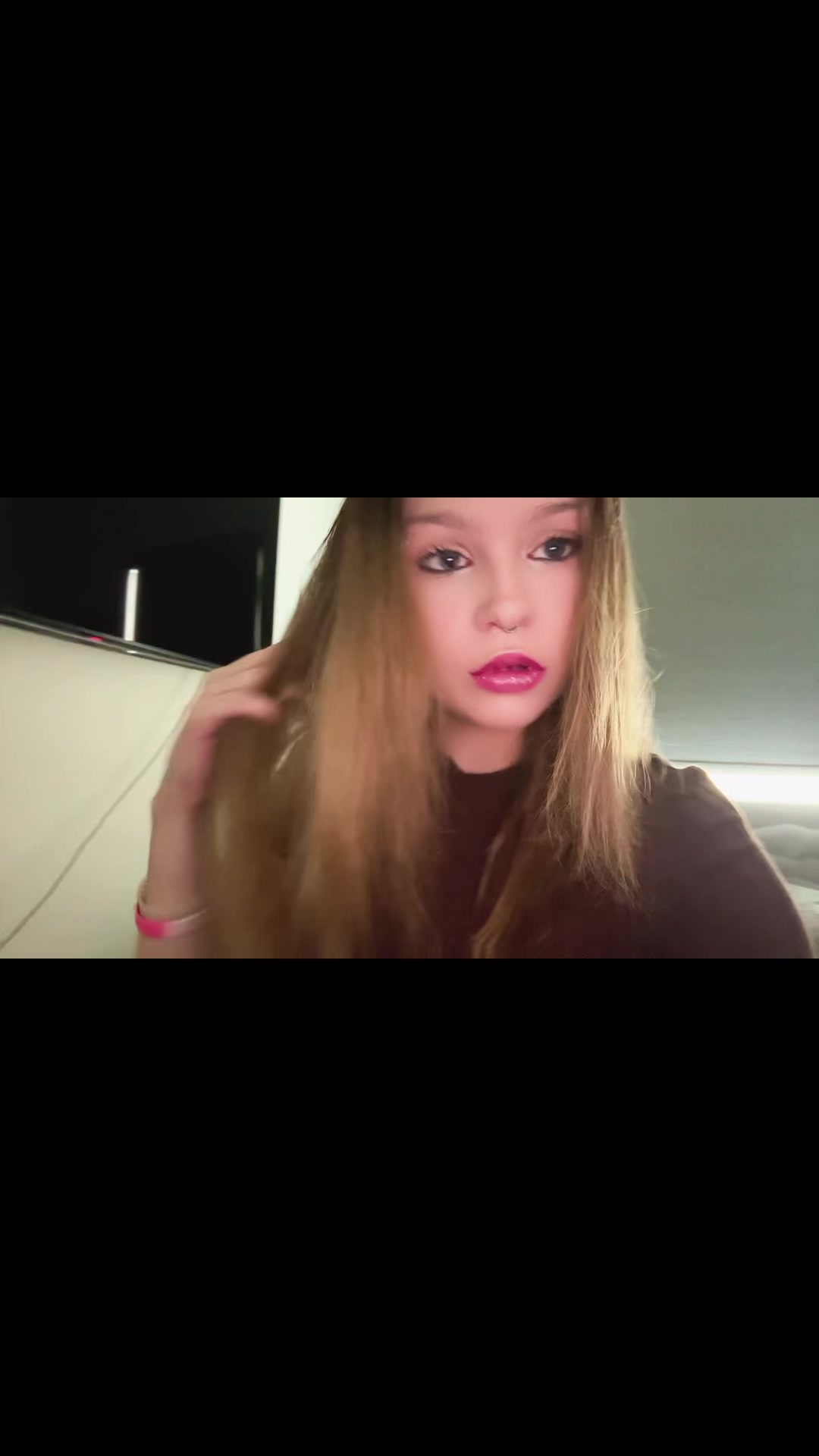 @Angel18