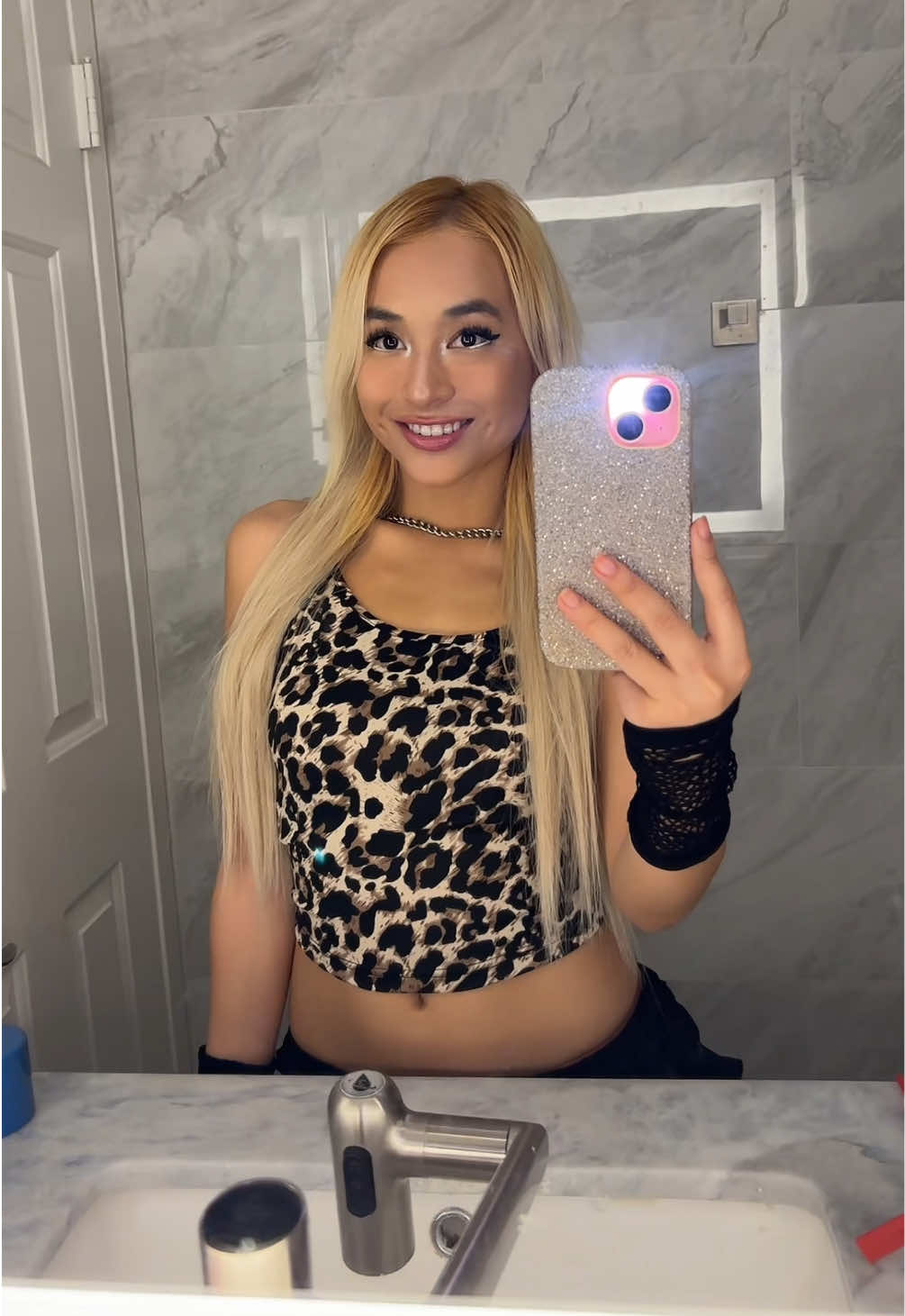@TREZIE🇻🇳