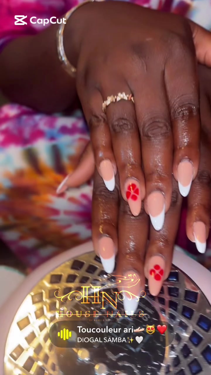 @Hous Nails by Bousso Bally💅🌸