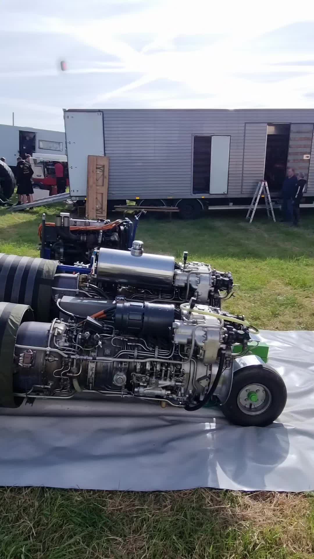 @Thorstiii