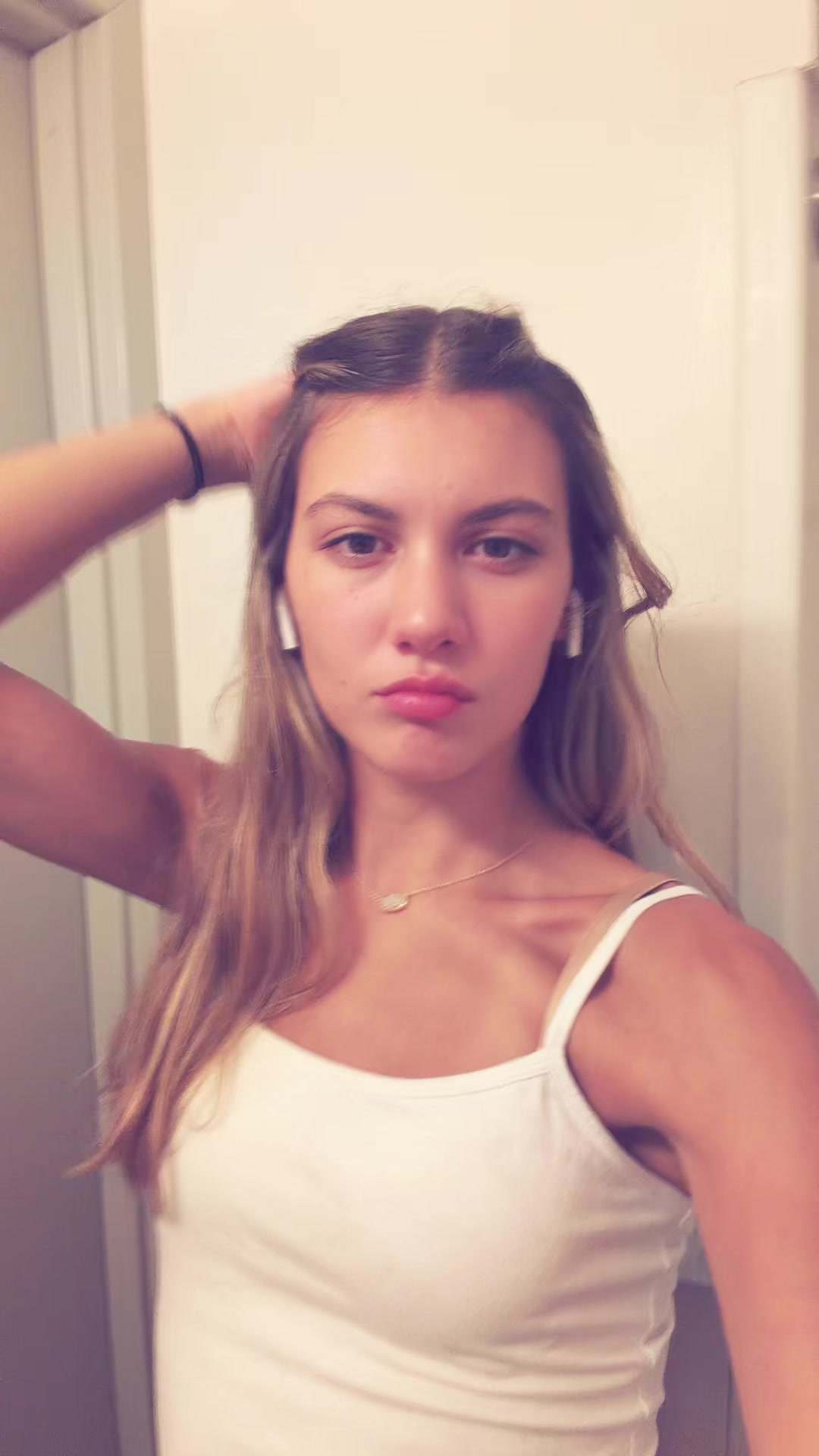 @theleahmae