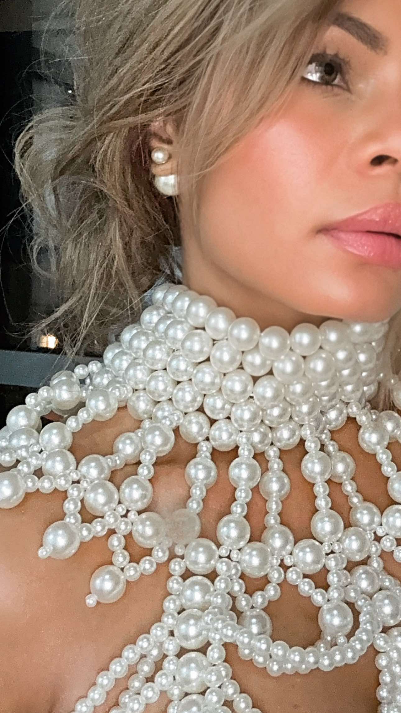 @LeSourireDeNella