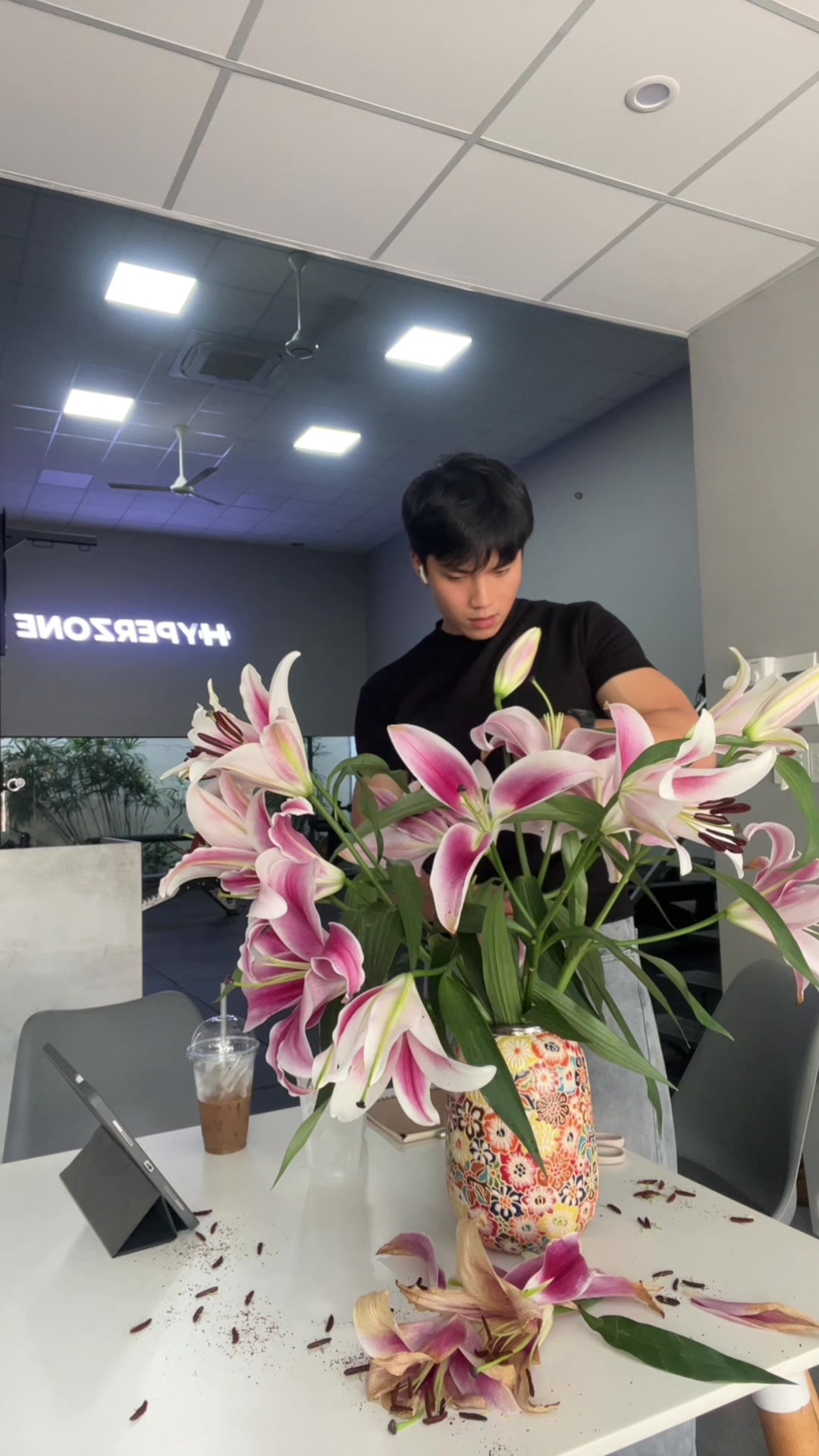 @Độc thân kiếm tiền cưới zợ