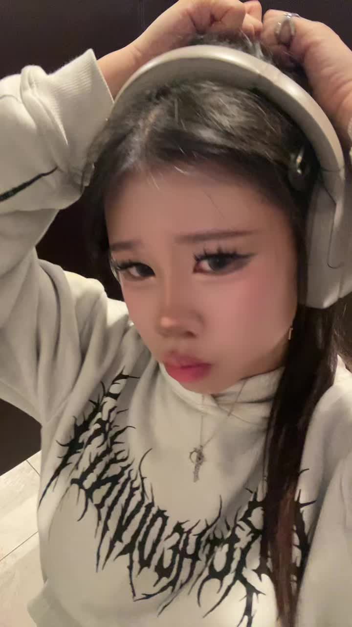 @Christina