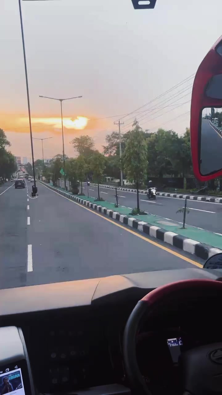 @mahakaryatourtravel