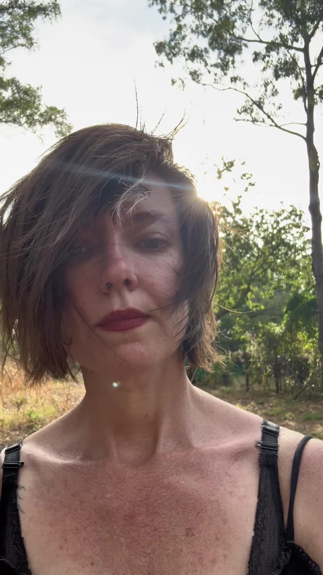 @VioletBond