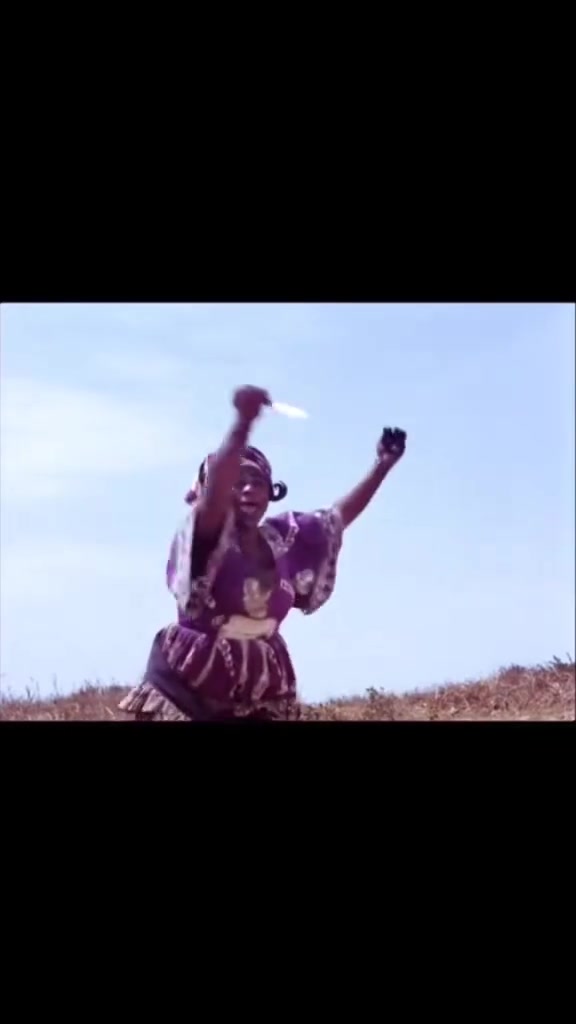 @avalovesmoneyandstars
