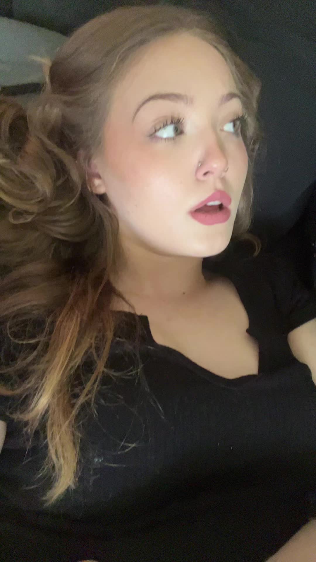 @Izzybella😝🍃