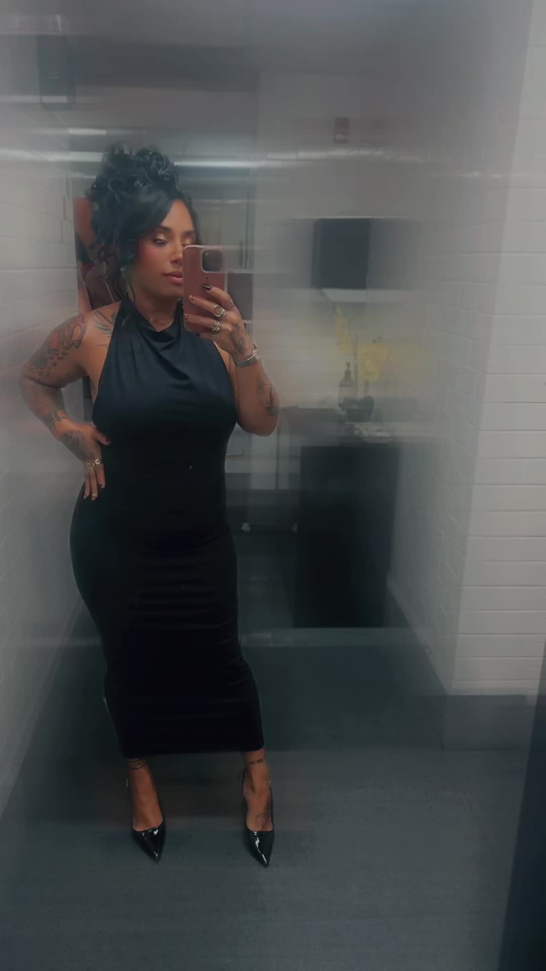 @ShhmoneyCurl
