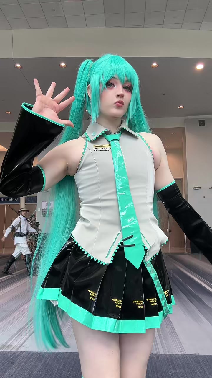 @Blaze_Cosplayz
