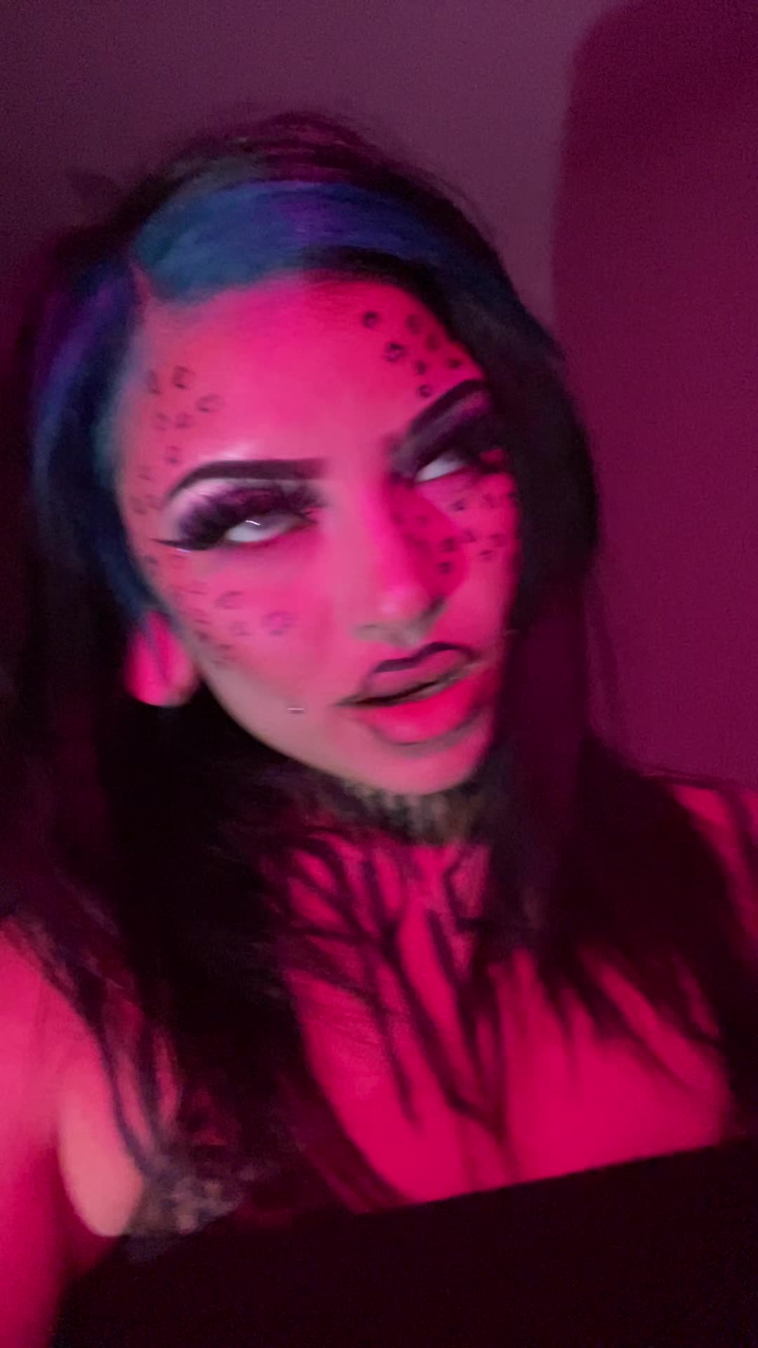 @FREAKSHOW KEEZH✨
