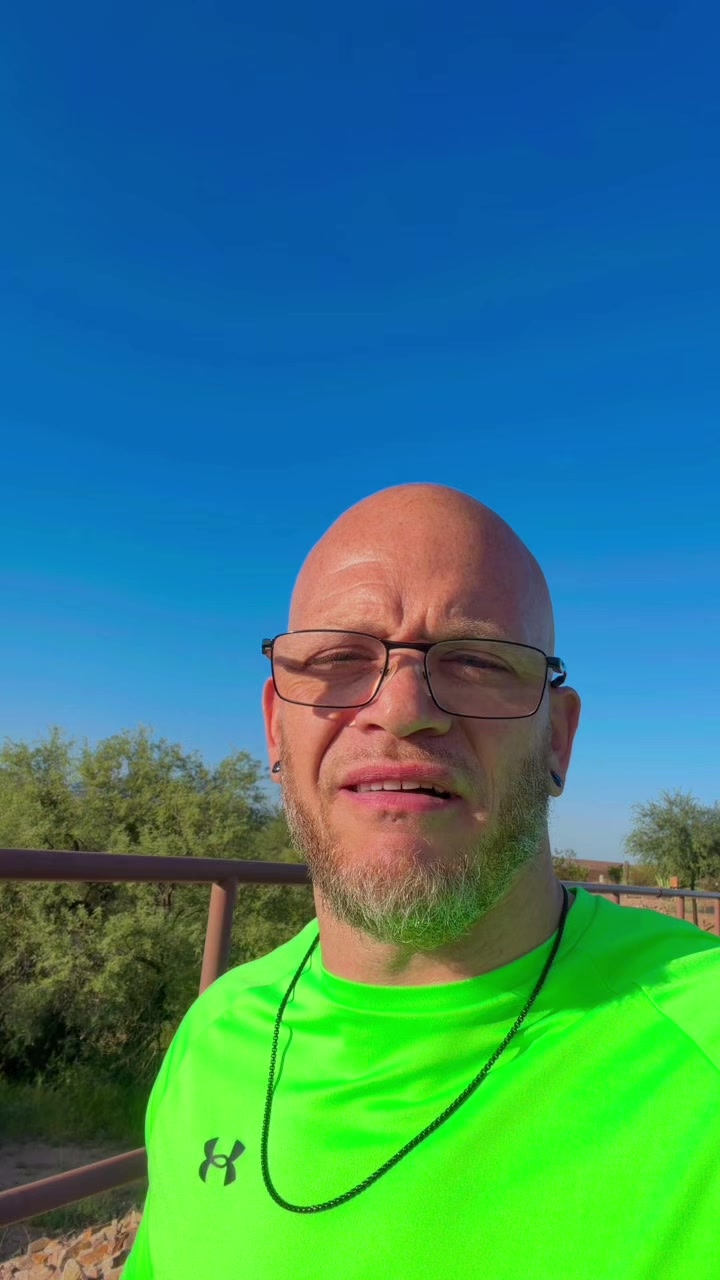 @theruckshow1