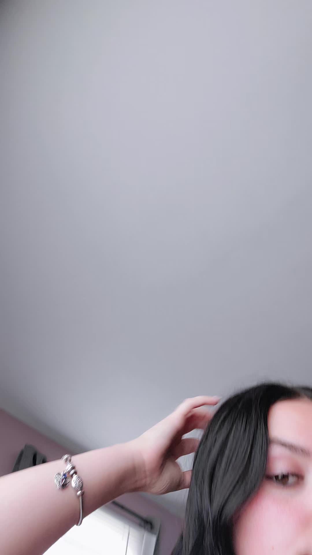 @Holly🦋🤟