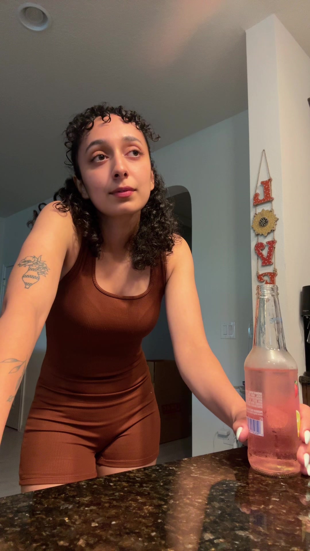 @tamaroni