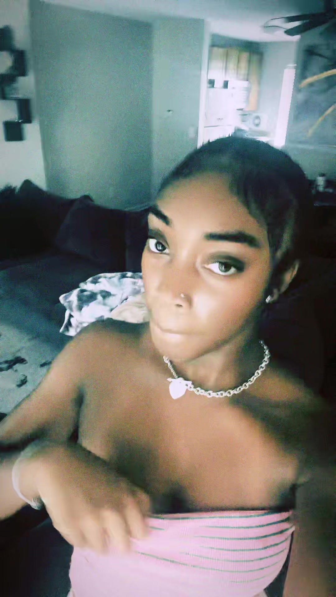 @nothoneste