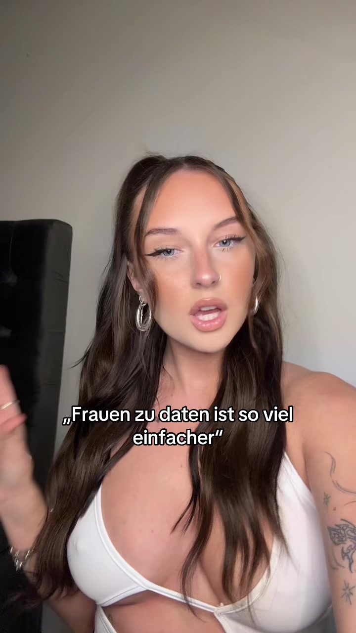 @Claudia ⚢