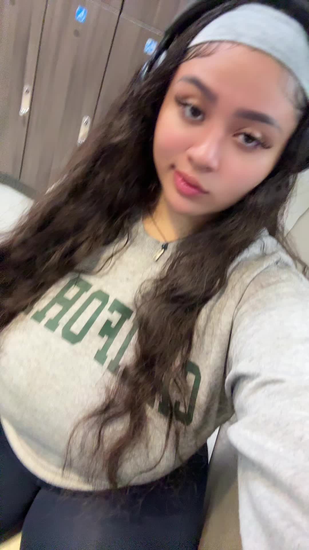 @B👸🏽