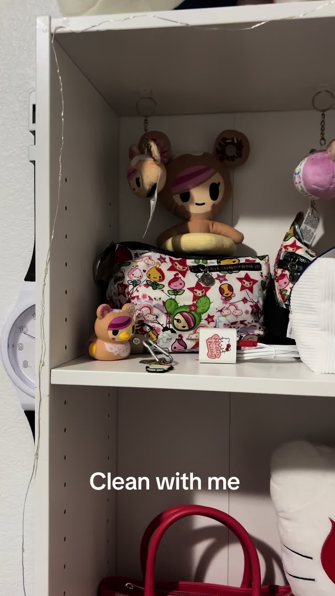 @hkcries