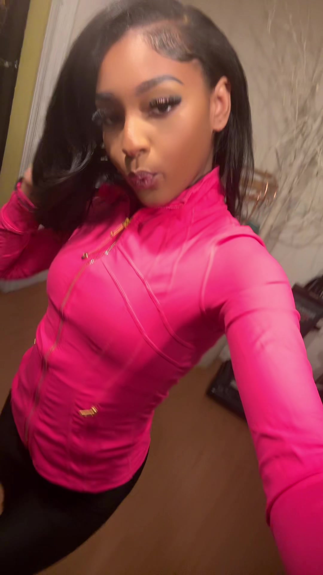 @<3