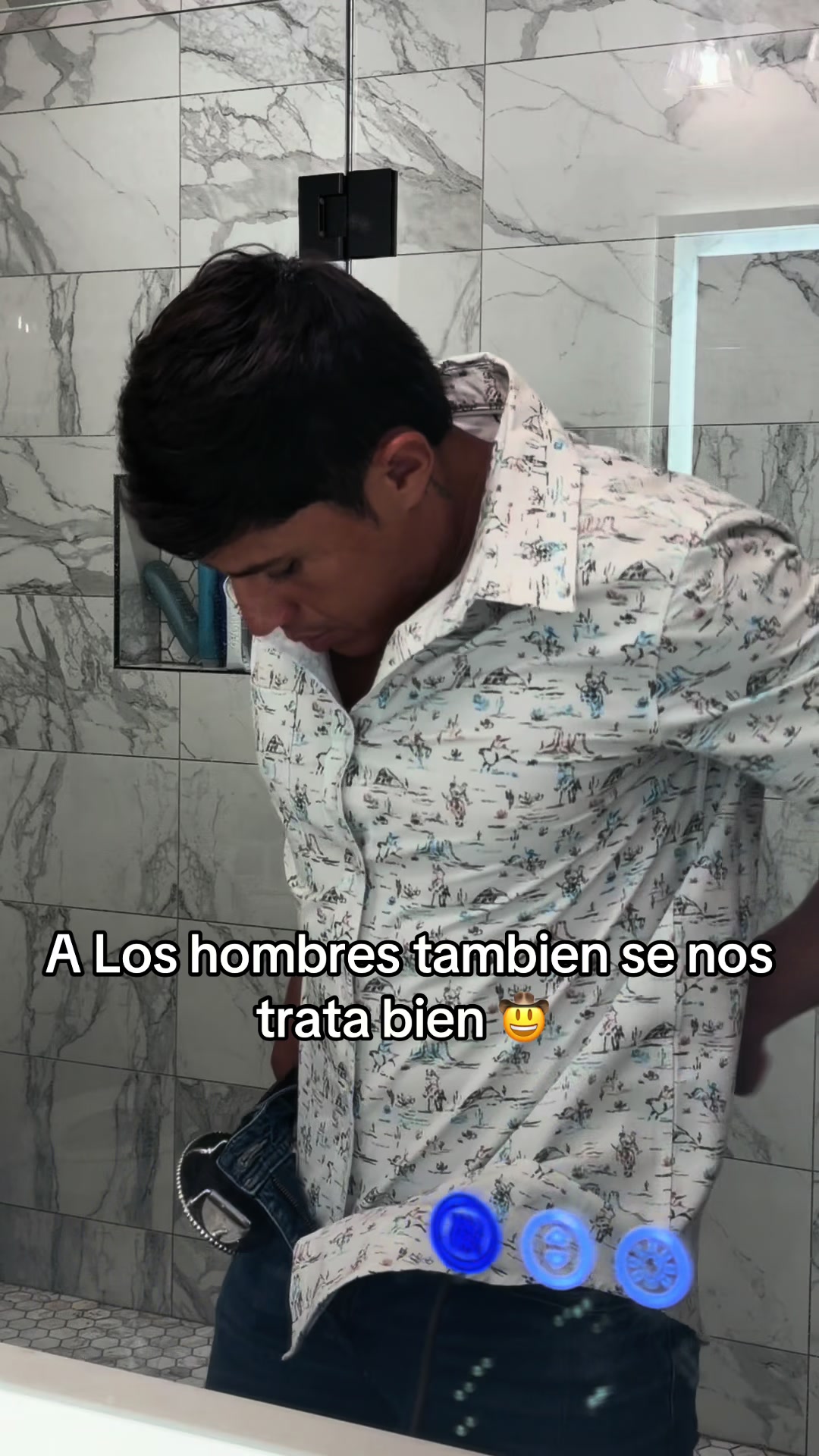 @AXEL PALACIOS