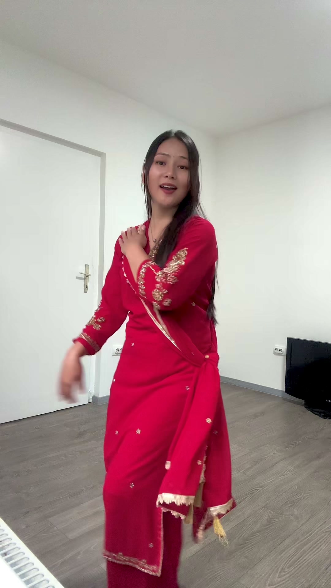 @Mina gurung 🦋🌻