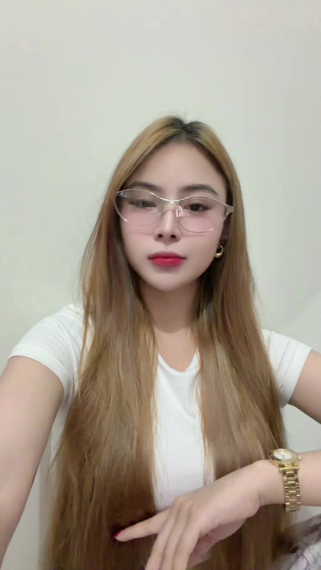 @nikkie_sy