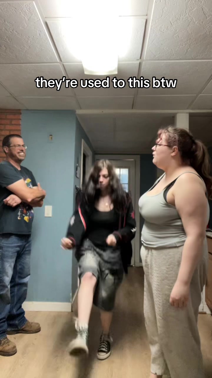 @🕷️