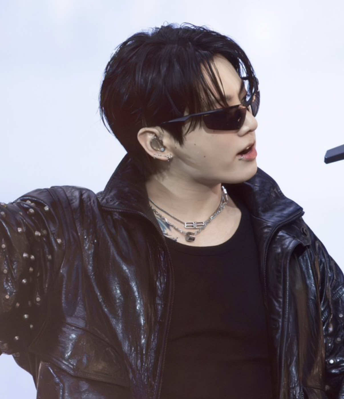 @⁷⟭⟬BTSVT𖧷¹³