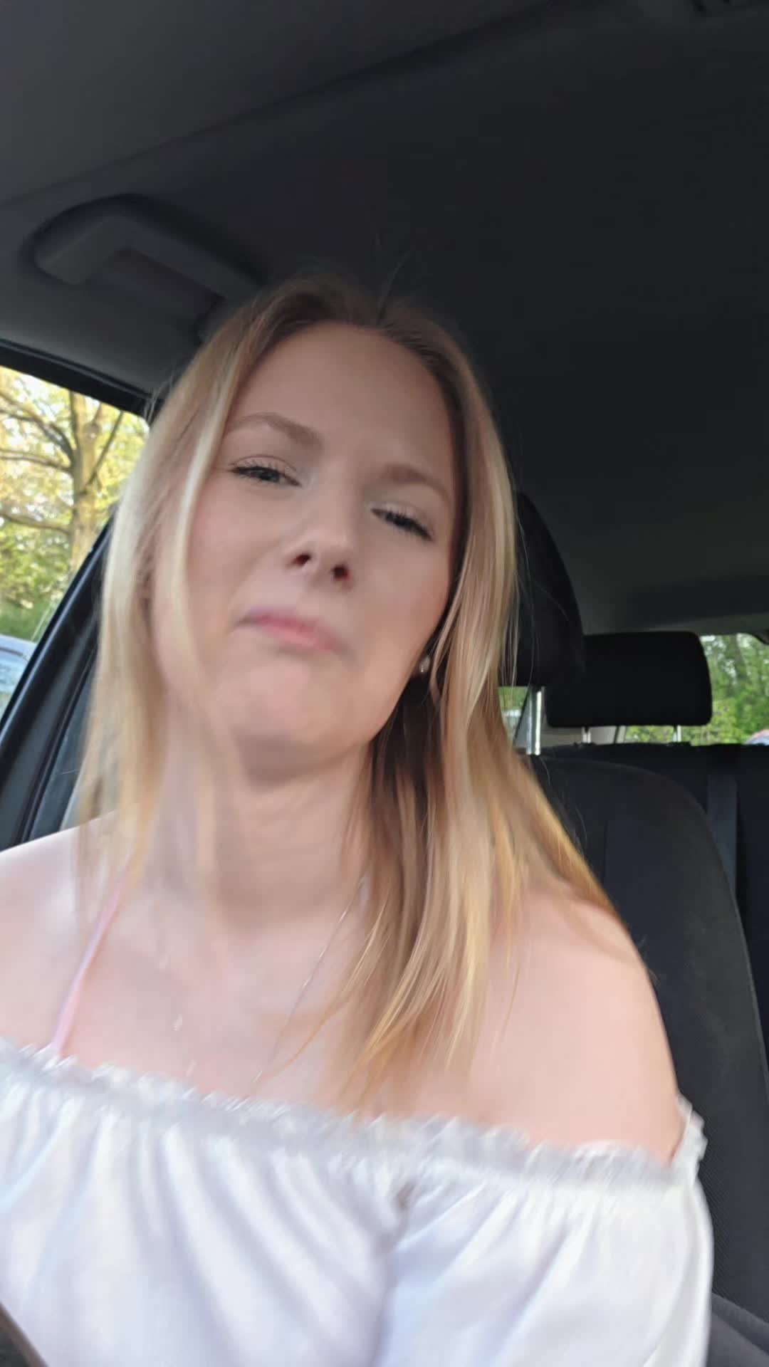 @Jenni