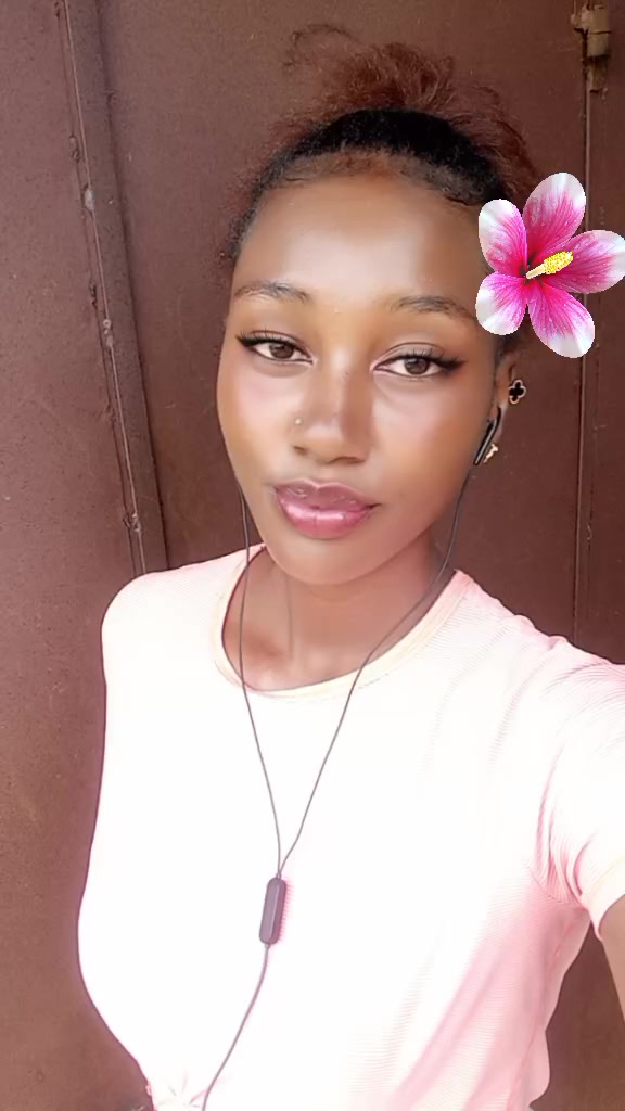 @Yonnie unruly🌹🤘