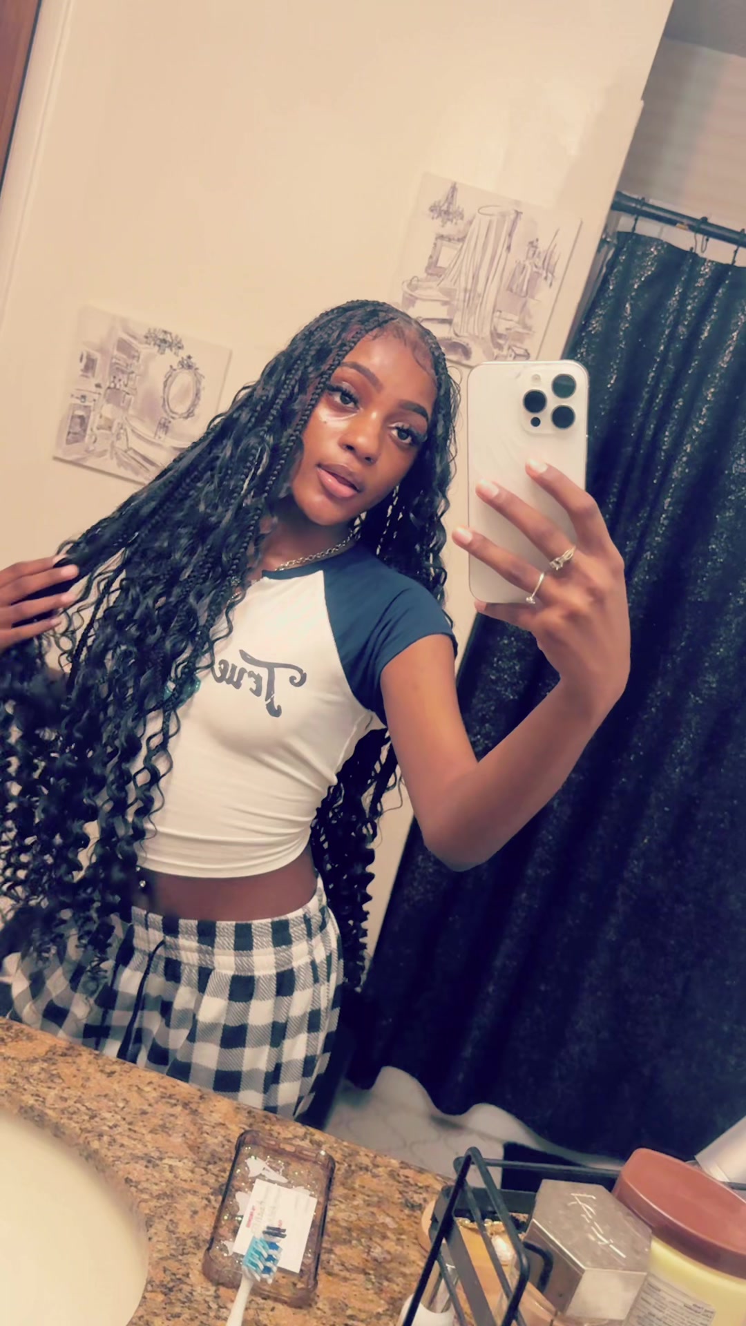 @asiaaanicoleee