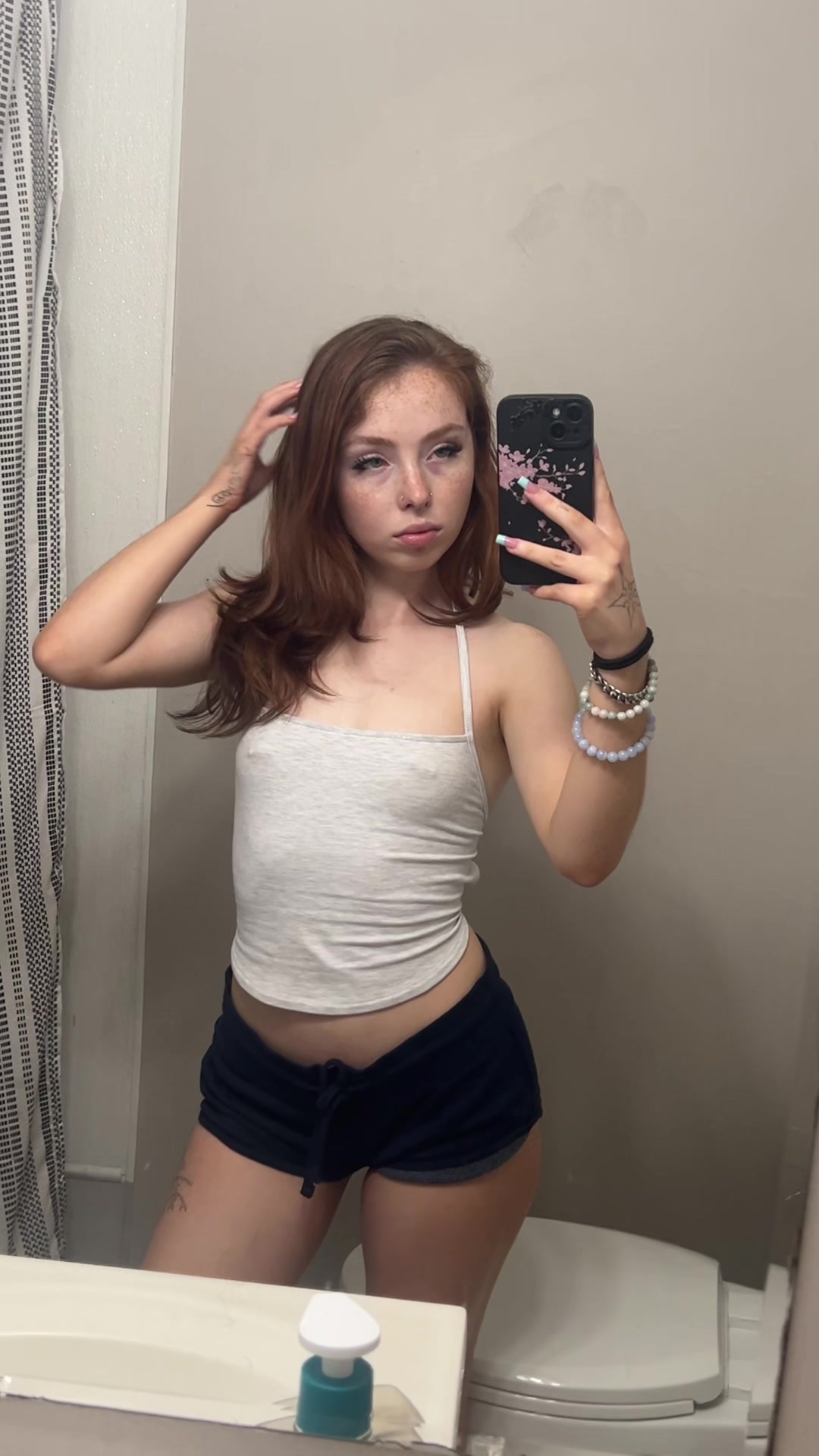 @caliszn_