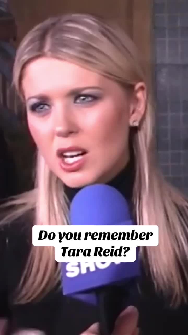 @Hollyweird