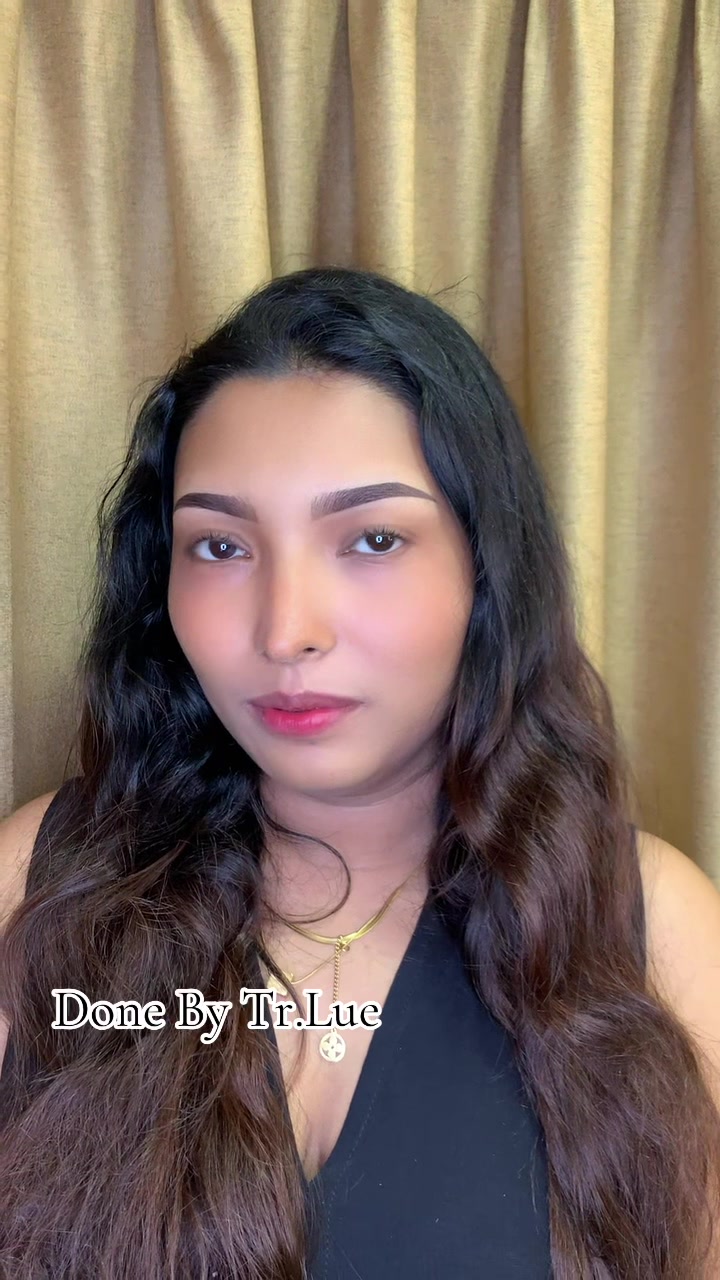 @Nova-eyebrow studio.