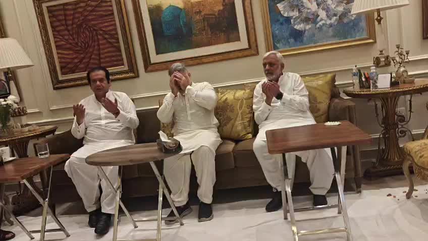 @Farooq Ahmad Bhatti