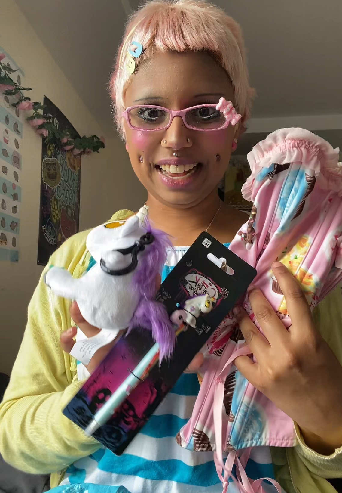 @frillmouse