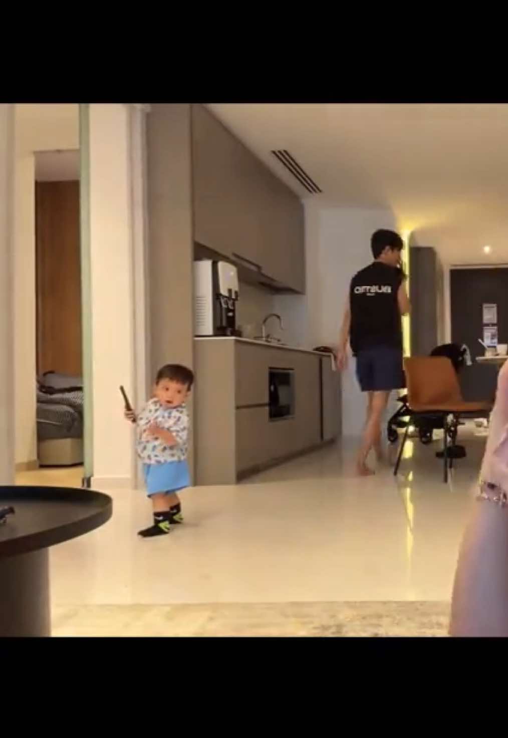 @elzhardboy