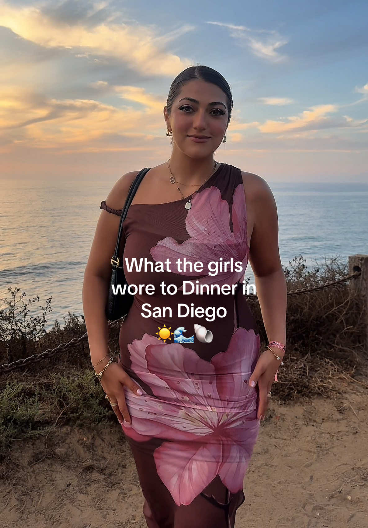 @Tina Angelina| UGC