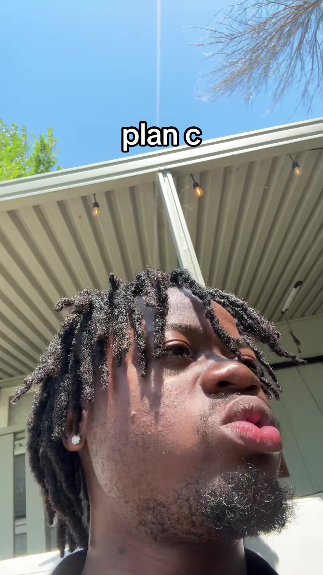 @moyoezzy