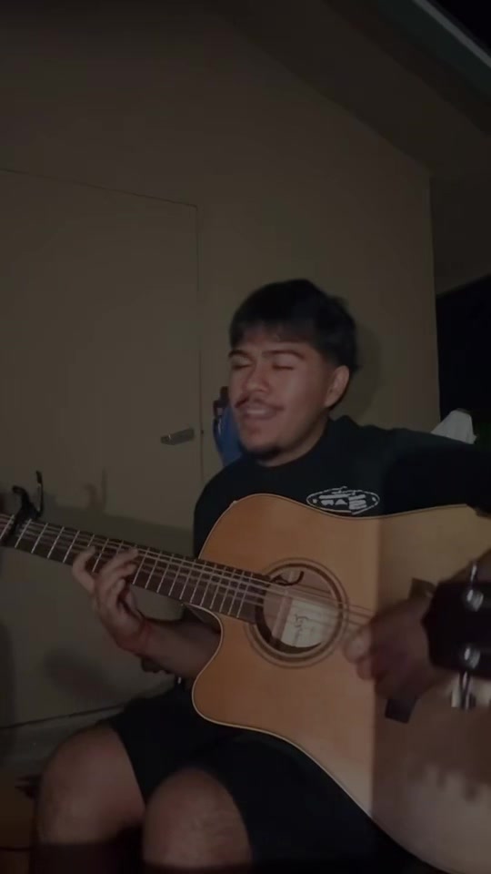 @Christian🎸