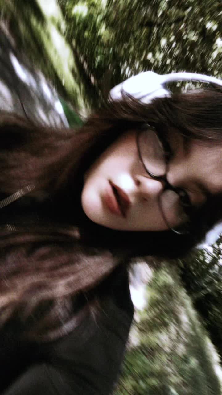 @The_Art_Whore