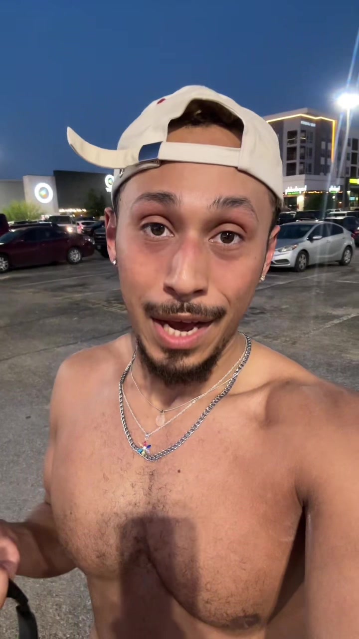 @Izaiah R